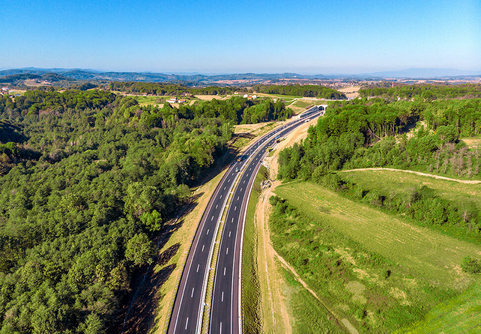 Projektovanje i izvođenje radova na izgradnji autoputa Banja Luka – Doboj, dionica Banja Luka – Prnjavor (Republika Srpska, Bosna i Hercegovina)