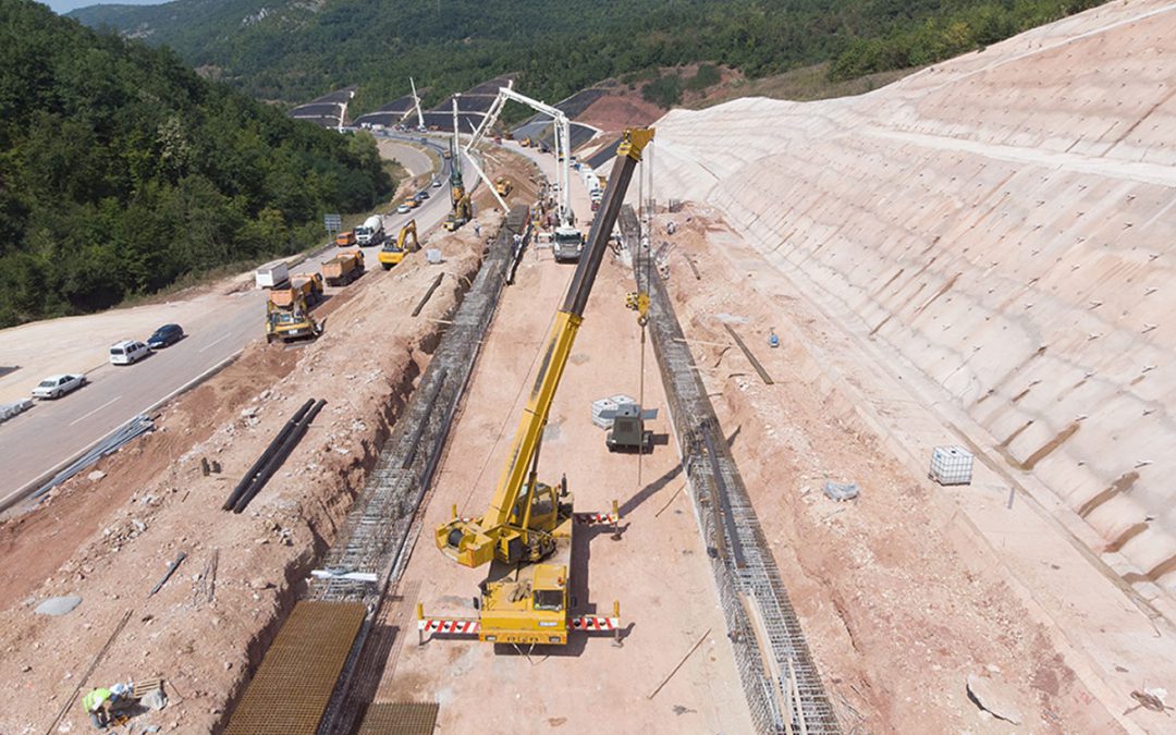 Izgradnja zaštitne galerije na kosini c6 na autoputu E80, Prosek-Crvena reka, LOT 2: Bancarevo-Crvena reka jn. br. 1.3.3/19 (Srbija)