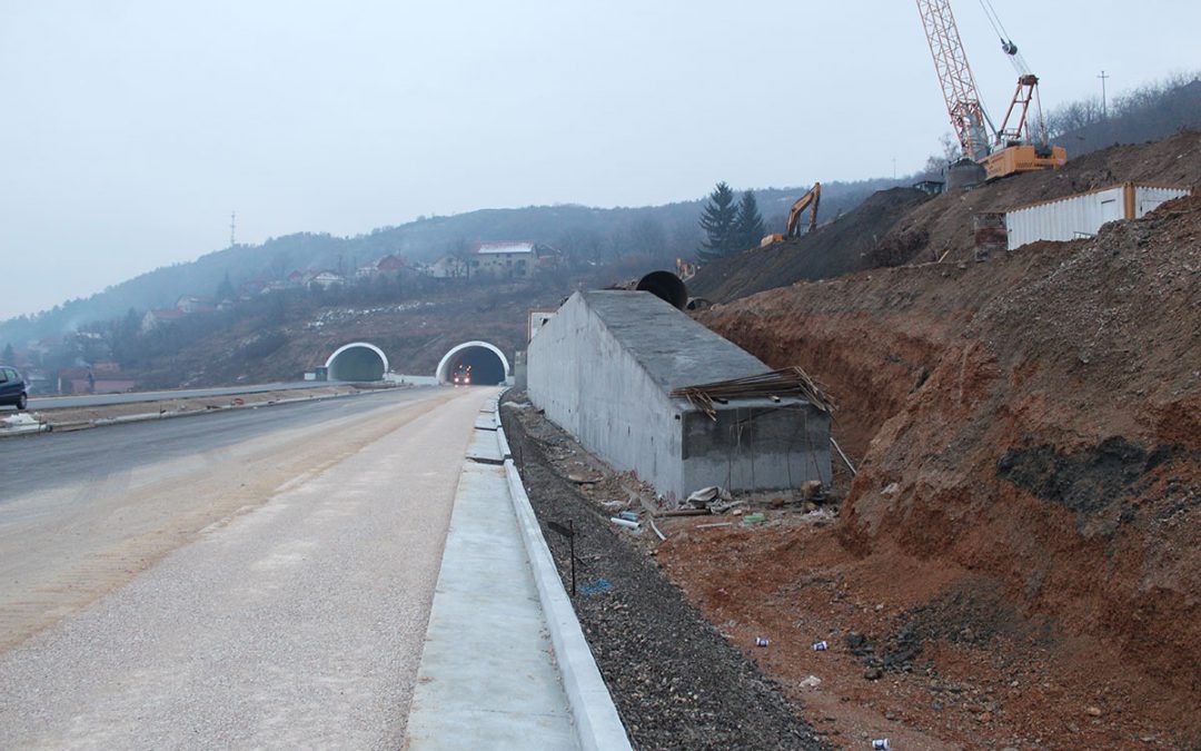 Execution of the exploratory works and works on the rehabilitation of landslide Sarlah within the project of construction of motorway E80, Niš (Prosek) – Dimitrovgrad (border crossing with Bulgaria), section 5A: Staničenje – Sarlah