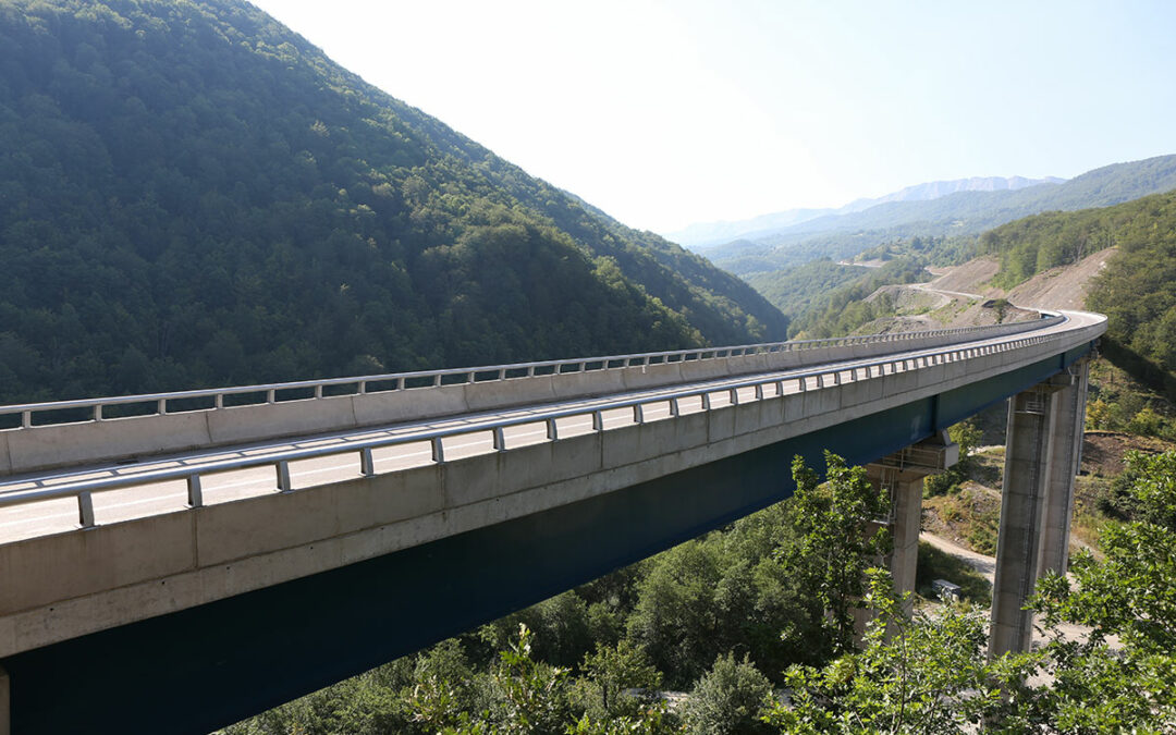Trajno rješenje klizišta Čemerno na magistralnom putu M-20 Gacko-Foča (Republika Srpska, Bosna i Hercegovina)